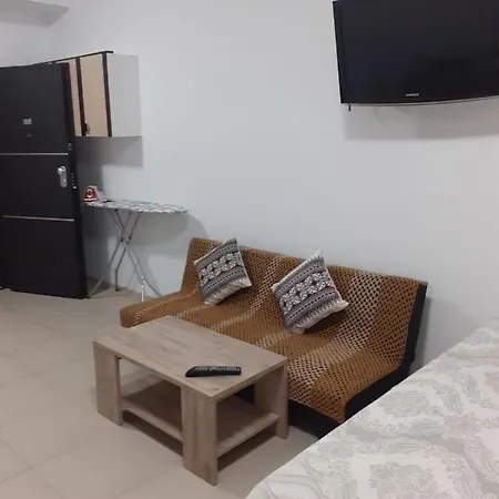 Apartel Safari